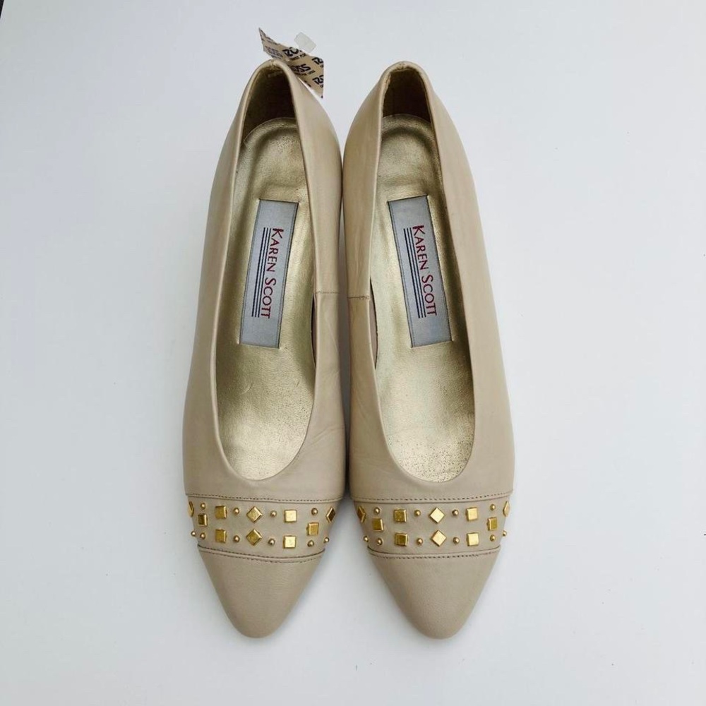 Karen Scott sz 5.5M neutral vintage heels.